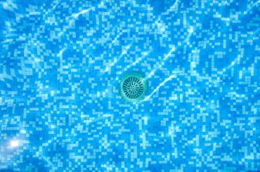 ralo de piscina, quais são as normas de segurança obrigatórias